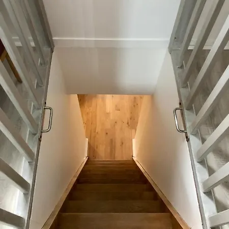 Cosy 600m Gare - Etage 3 - Balcon Et Calme - Tv - Wifi *