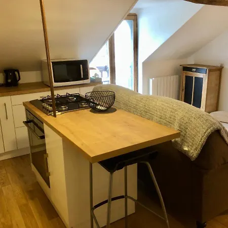 Cosy 600m Gare - Etage 3 - Balcon Et Calme - Tv - Wifi *